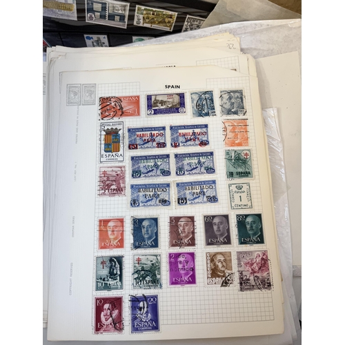 938 - A box containing a large quantity of worldwide stamps