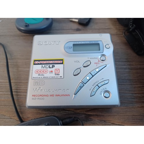 701 - Five Sony personal music players to include MZ-R35 MiniDisc, cased D-131 CD, NW-A300 20GB Digital et... 