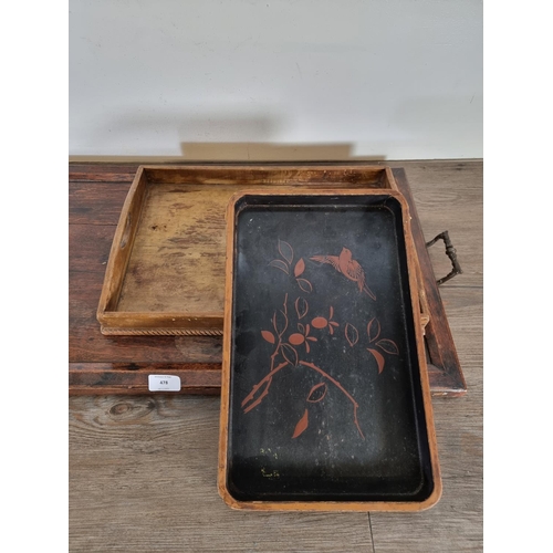 478 - Four early 20th century serving trays, two oak, one papier-mâché and one mahogany