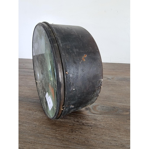 497 - A Victorian brass cased magic lantern lens - approx. 10cm high x 22cm diameter