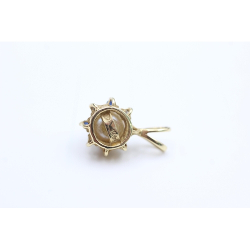 2007 - A 9ct gold pearl, sapphire and diamond cluster pendant - approx. gross weight 1.7 grams