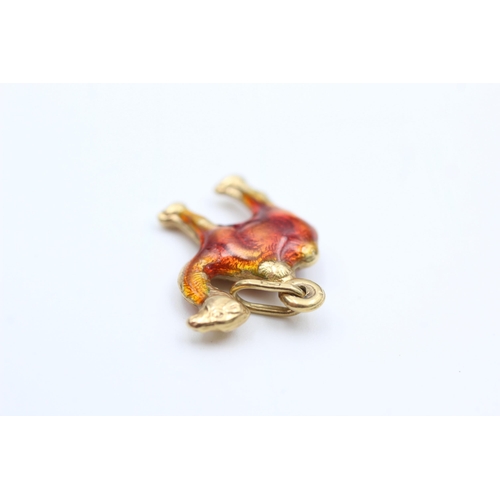 2018 - An 18ct gold enamel camel pendant - approx. gross weight 2.3 grams