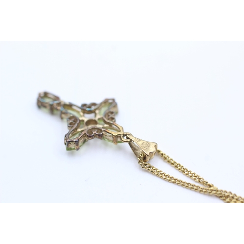 2025 - A 9ct gold peridot set cross pendant necklace - approx. gross weight 3.3 grams