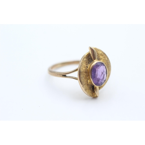 2038 - A 9ct gold amethyst stylised statement ring, size P - approx. gross weight 4.1 grams