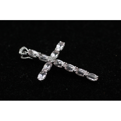 2092 - A 9ct white gold quartz and diamond set cross pendant - approx. gross weight 2.1 grams