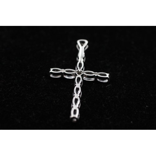 2092 - A 9ct white gold quartz and diamond set cross pendant - approx. gross weight 2.1 grams