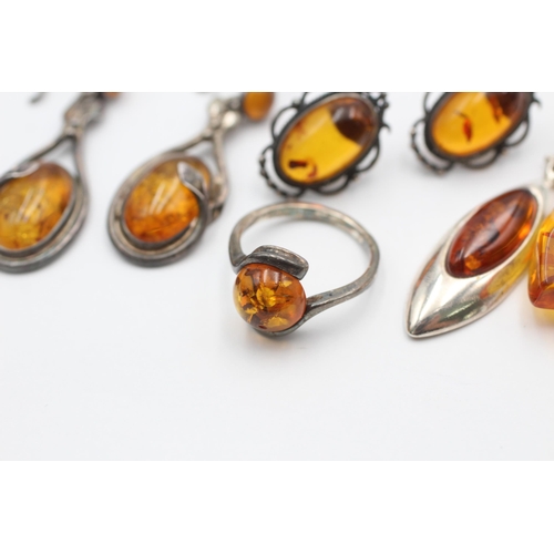 2185 - Five pieces of .925 silver amber jewellery - approx. gross weight 20 grams