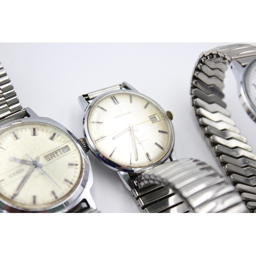 2230 - Four vintage men's wristwatches to include Timex, Sekonda etc.