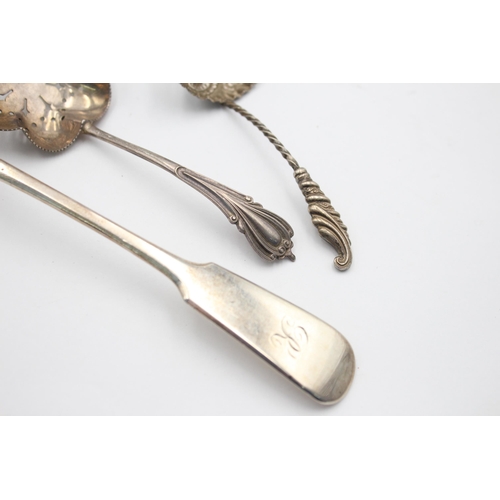 2291 - Three antique hallmarked sterling silver sugar sifter spoons - approx. gross weight 77 grams