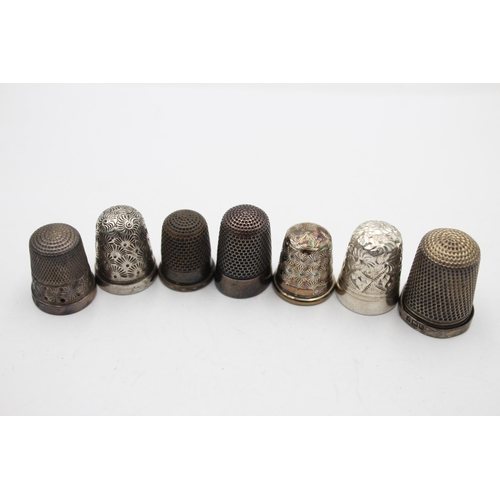 2292 - Seven hallmarked sterling silver thimbles to include Charles Horner etc. - approx. gross weight 26 g... 