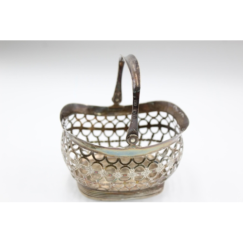 2306 - A Victorian hallmarked London silver swing handle bon bon dish, dated 1894 - approx. gross weight 69... 