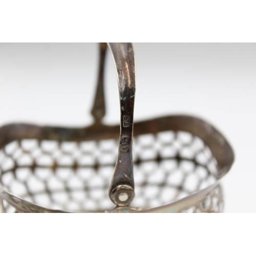 2306 - A Victorian hallmarked London silver swing handle bon bon dish, dated 1894 - approx. gross weight 69... 