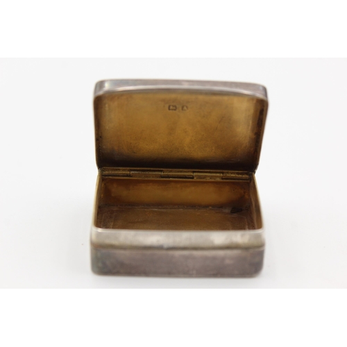 2309 - A Smith & Bartlam hallmarked Birmingham silver snuff box, dated 1925 - approx. gross weight 34 grams