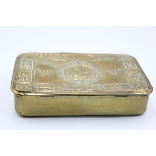 2332 - A WWI brass Princess Mary Christmas tin - approx. 13cm x 8.5cm