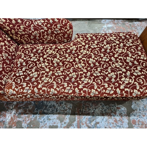 190 - A modern floral upholstered chaise longue