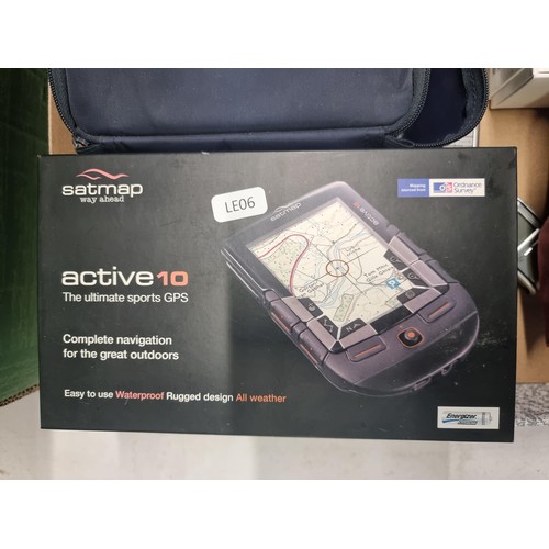 724 - A collection of items to include, boxed Satmap Active 10 sports GPS with accessories, cased IBP Medi... 