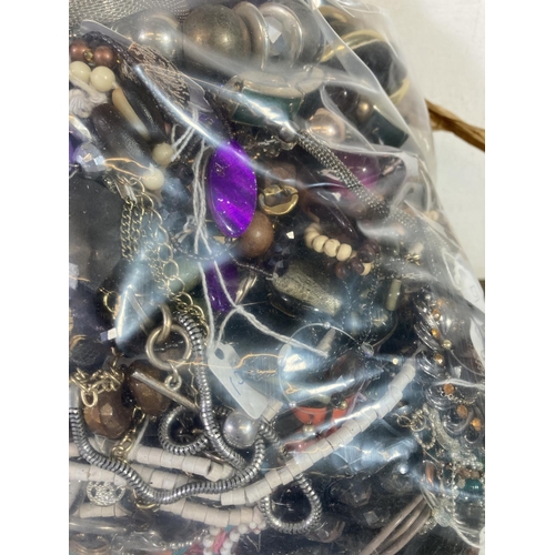 414 - Approx. 10kg of costume jewellery