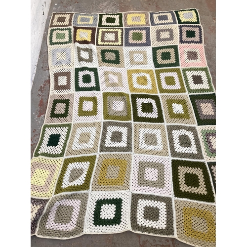 450 - A mid/late 20th century crochet blanket - approx. 250cm long x 163cm wide