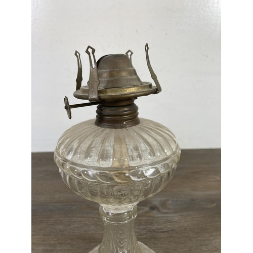 473 - Two late 19th/early 20th century oil lamps