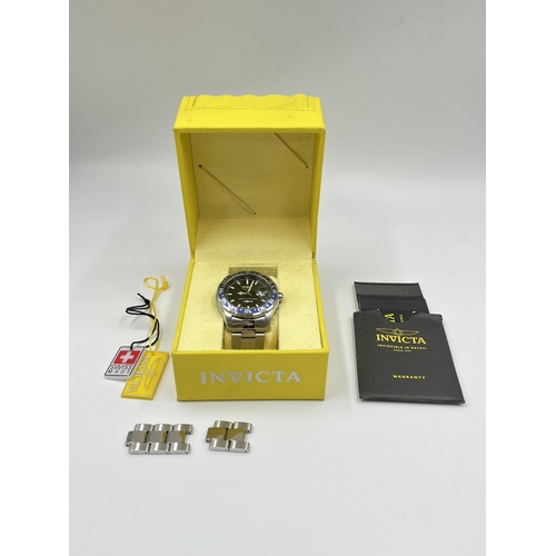 2220 - A boxed Invicta Master Of The Oceans quartz 44mm men's wristwatch - ref. 25821