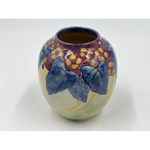 290 - A 1930s Royal Doulton D5163 vase - approx. 9.5cm high