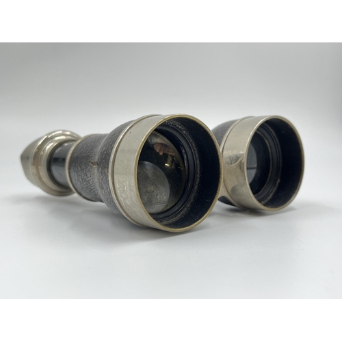 2359 - A pair of WWI Scouts Military binoculars