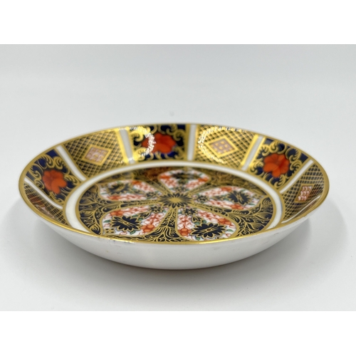 256 - A boxed Royal Crown Derby 1128 Old Imari circular trinket dish - approx. 11cm diameter