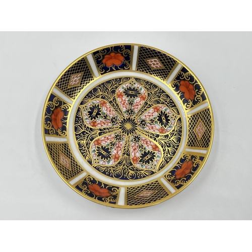 256 - A boxed Royal Crown Derby 1128 Old Imari circular trinket dish - approx. 11cm diameter