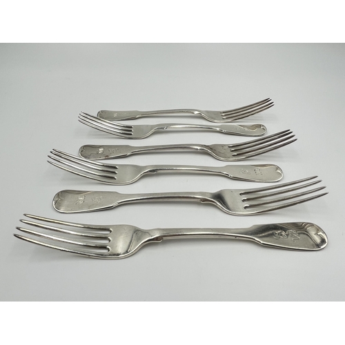 2263 - A set of six Robert Gray & Son hallmarked Glasgow silver dinner forks, dated 1833 - approx. gross we... 