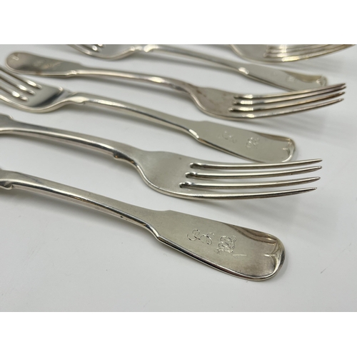 2263 - A set of six Robert Gray & Son hallmarked Glasgow silver dinner forks, dated 1833 - approx. gross we... 