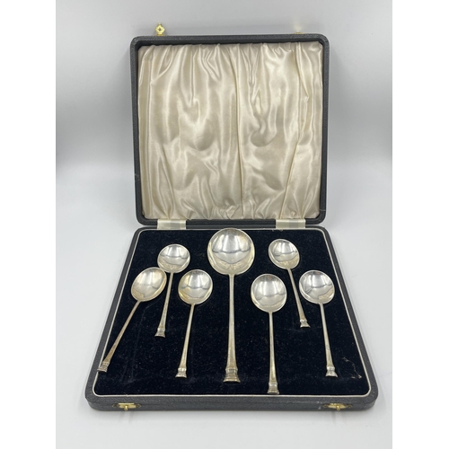 2273 - A cased set of seven Joseph Gloster Ltd hallmarked Birmingham silver seal top spoons, dated 1935 - a... 