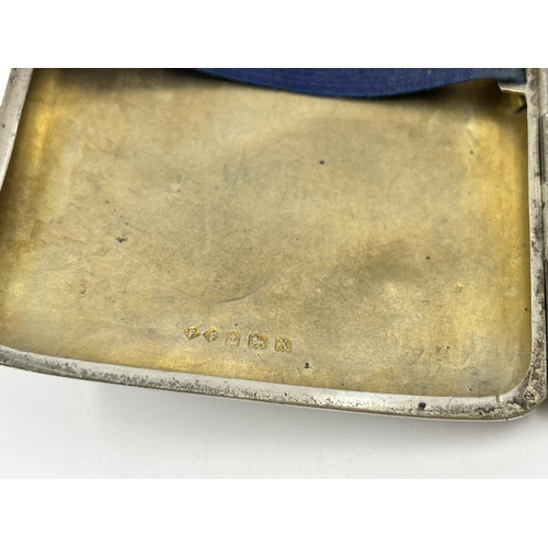 2276 - A Frederick Field hallmarked Birmingham silver cigarette case, dated 1922 - approx. gross weight 92 ... 