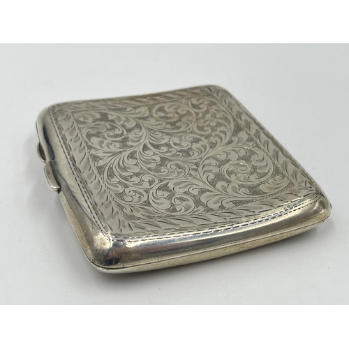 2276 - A Frederick Field hallmarked Birmingham silver cigarette case, dated 1922 - approx. gross weight 92 ... 