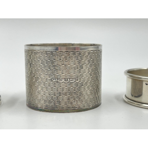 2277 - Three hallmarked Birmingham silver napkin rings - approx. gross weight 58 grams