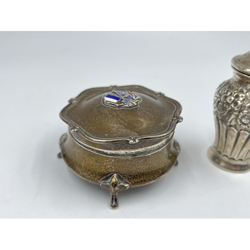 1253 - Two pieces of hallmarked sterling silver, one Henry Matthews Chester silver trinket box dated 1914 -... 