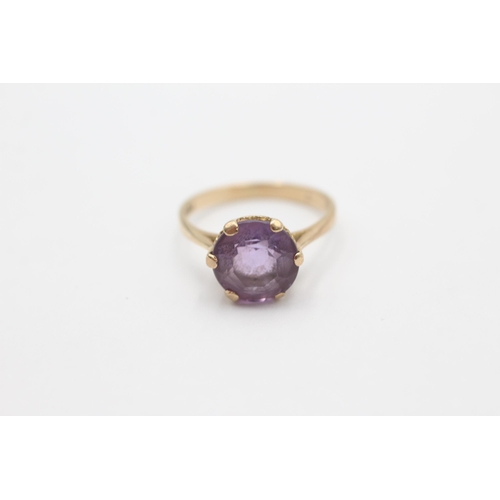 1009 - A 9ct gold amethyst ring, size O - approx. gross weight 2.6 grams