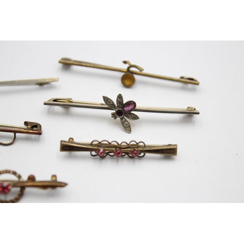 1062A - Six late 19th/early 20th century brooches to include dragonfly etc.