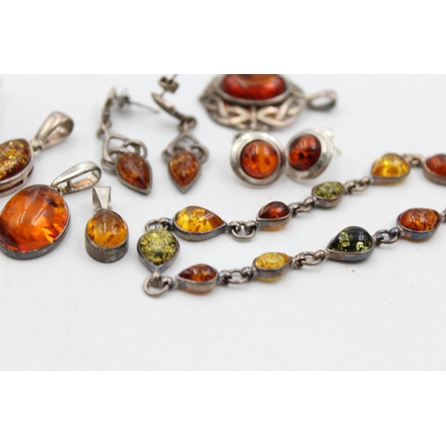 1095 - Ten pieces of .925 silver amber jewellery to include pendants, bracelets etc. - approx. gross weight... 