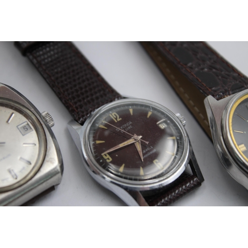 1181 - Three vintage mechanical men's wristwatches to include Avia, Sekonda etc.