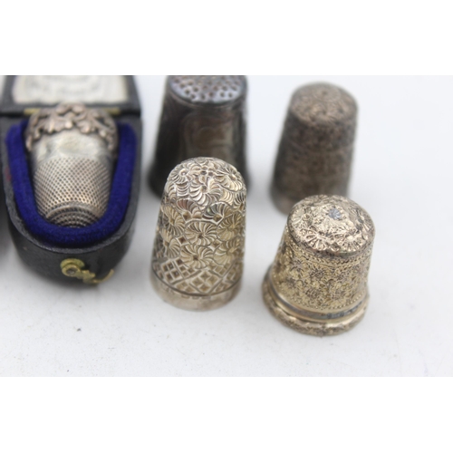 1214 - Seven hallmarked sterling silver thimbles to include Charles Horner etc. - approx. gross weight 35 g... 