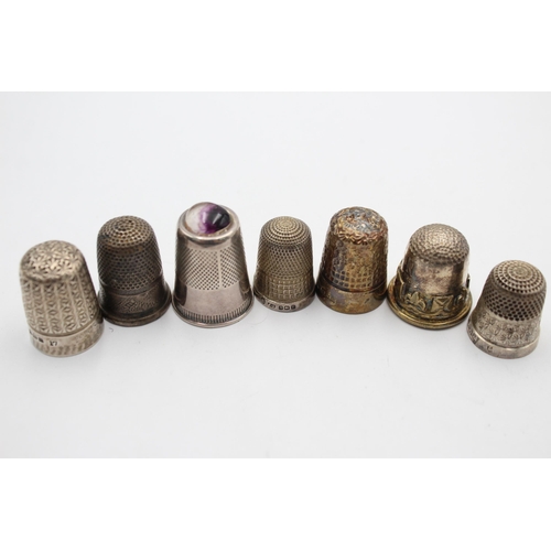 1216 - Seven hallmarked sterling silver thimbles to include Charles Horner etc. - approx. gross weight 47 g... 