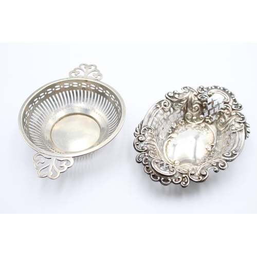 1217 - Two hallmarked sterling silver trinket dishes - approx. gross weight 53 grams