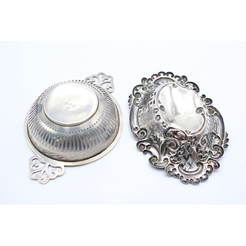 1217 - Two hallmarked sterling silver trinket dishes - approx. gross weight 53 grams