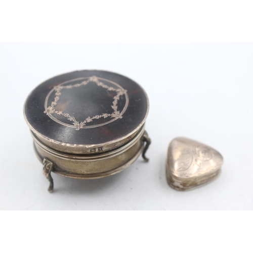 1219 - Two hallmarked sterling silver pill boxes - approx. gross weight 66 grams