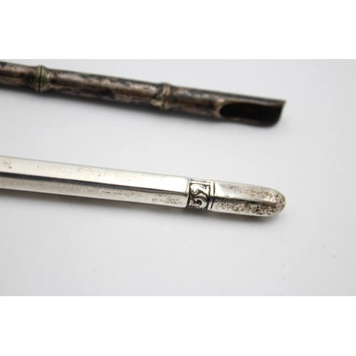 1227 - Two silver calligraphy dip pens, one .850 and one .930 - approx. gross weight 23 grams