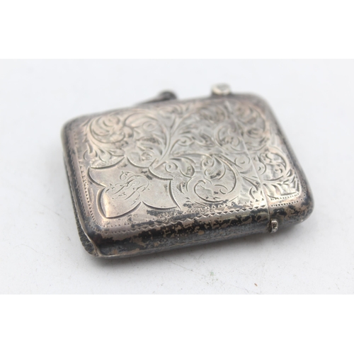 1234 - An Edwardian hallmarked Birmingham silver vesta case, dated 1907 - approx. gross weight 28 grams and... 