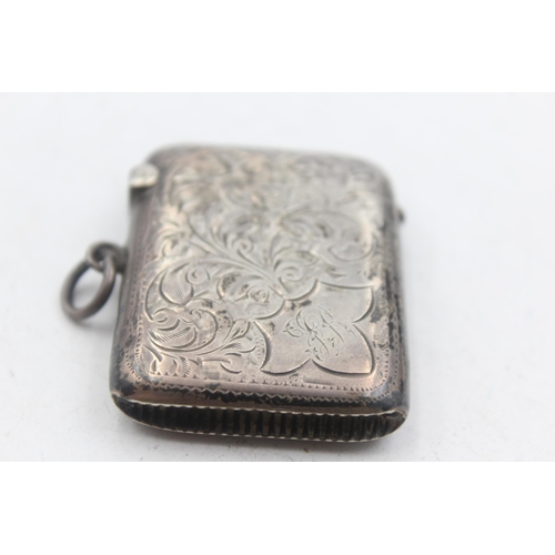 1234 - An Edwardian hallmarked Birmingham silver vesta case, dated 1907 - approx. gross weight 28 grams and... 