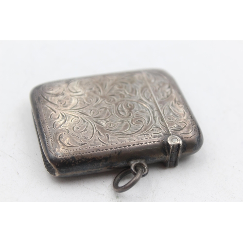 1234 - An Edwardian hallmarked Birmingham silver vesta case, dated 1907 - approx. gross weight 28 grams and... 