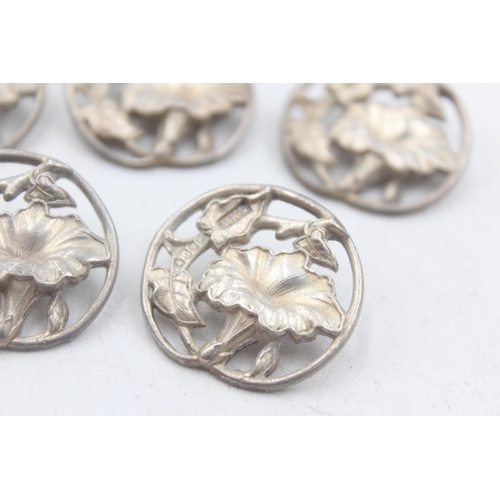 1235 - Five Art Nouveau hallmarked London silver buttons, dated 1903 - approx. gross weight 30 grams and 3c... 