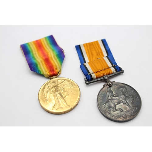 1278 - A WWI medal pair presented to 73598 GNR A.W. Lowe R.A